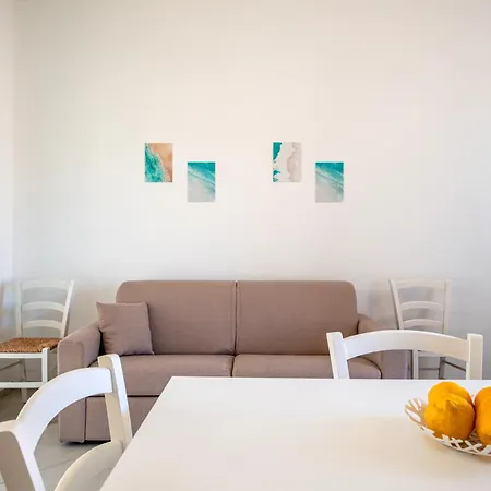 Icaro With A Beautiful Pool