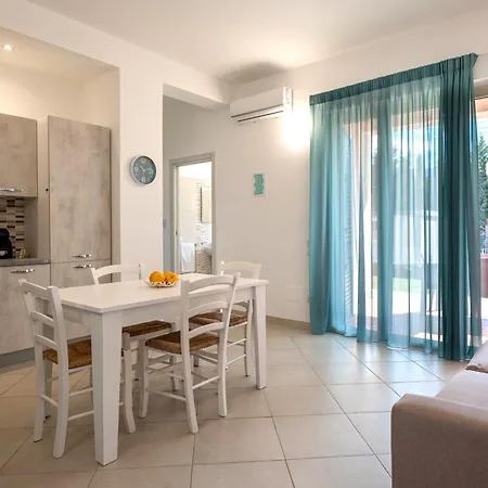 Aparthotel Icaro With A Beautiful Pool Sant'Agata di Militello
