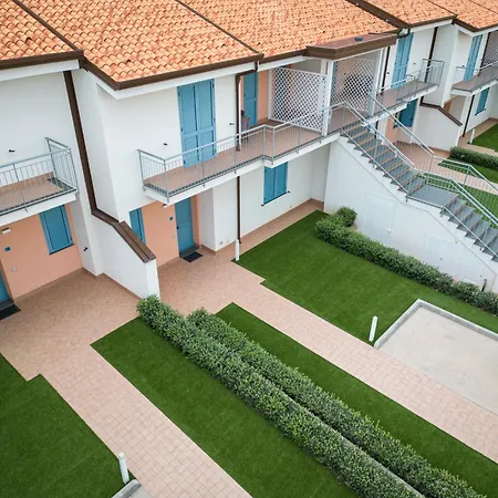 Icaro With A Beautiful Pool 4* 圣亚加塔·迪·米利特