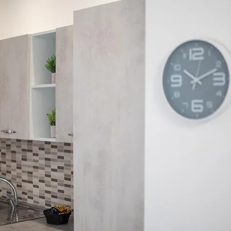 公寓式酒店 Icaro With A Beautiful Pool