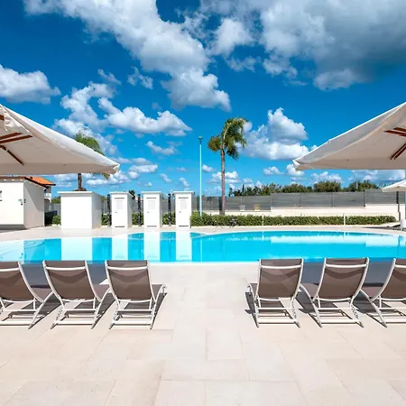 公寓式酒店 Icaro With A Beautiful Pool