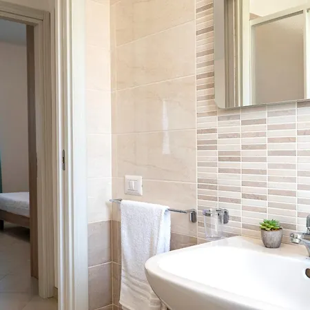 Icaro With A Beautiful Pool 公寓式酒店 圣亚加塔·迪·米利特