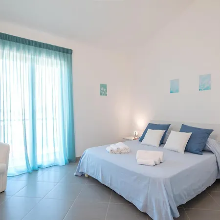 公寓式酒店 Icaro With A Beautiful Pool